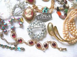 Manufacturers Exporters and Wholesale Suppliers of Costume Jewelry  1 NEW DELHI DELHI